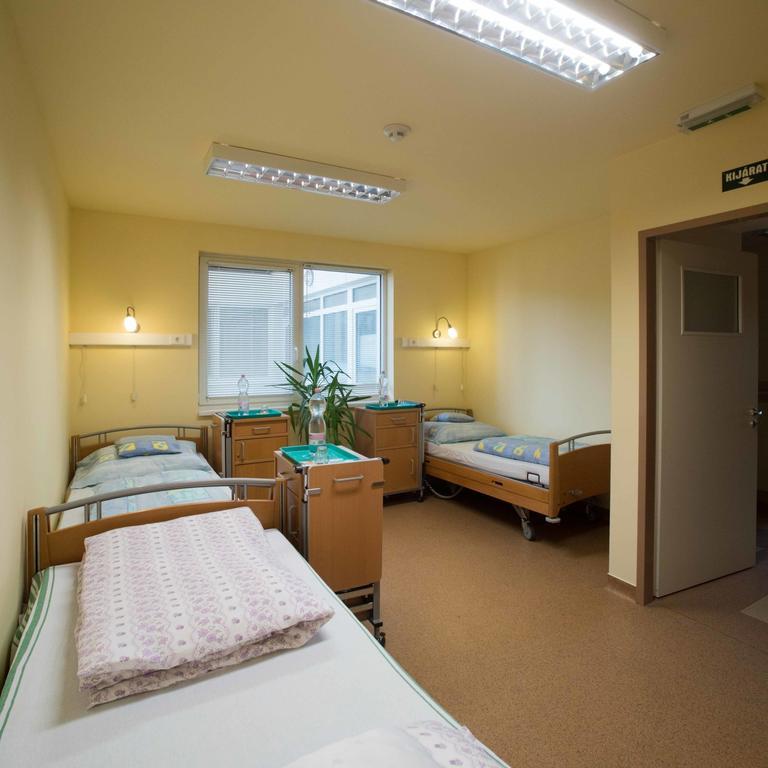Borbanyai Rehabilitacios Haz Bed and Breakfast Nyíregyháza Eksteriør billede